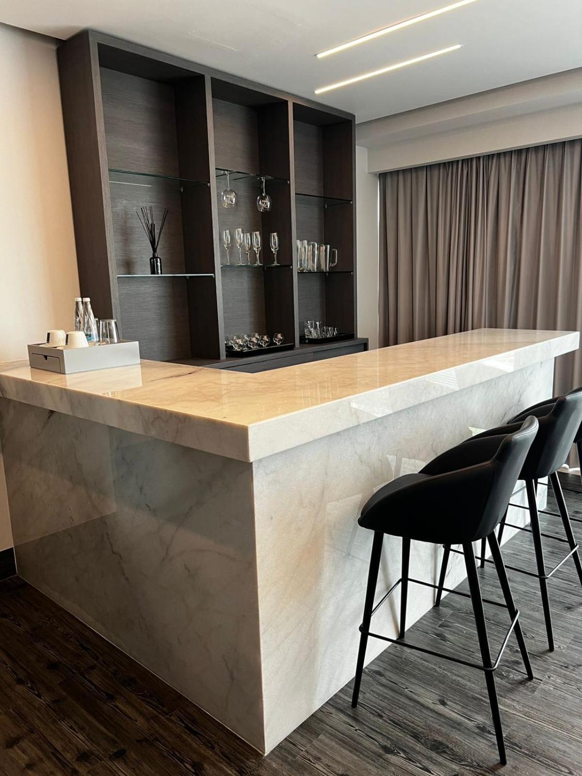 Baruk Guadalajara Hotel De Autor Exteriér fotografie A bar in a private home